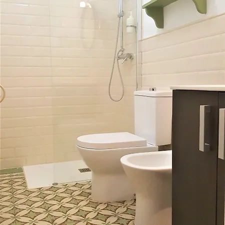 بيت ضيافة Canaritos 3*