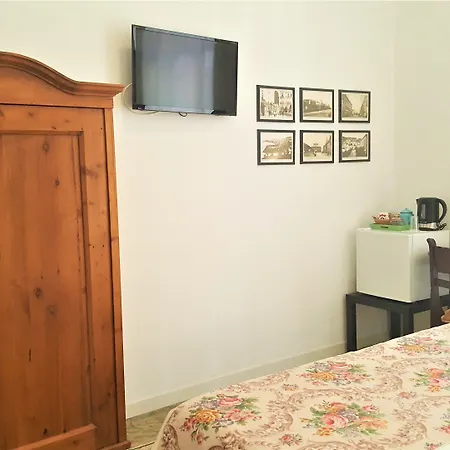 Canaritos Guest house