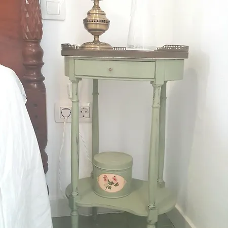 Canaritos Guest house 3*